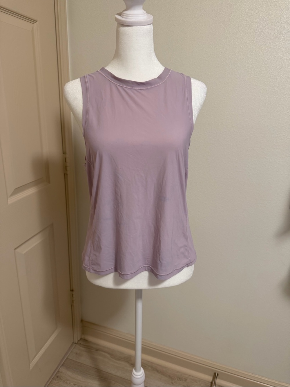 Lululemon Athletica Sleeveless Tank Top - Dusty Lavender-purple/pink